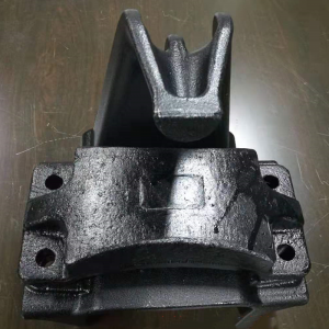 ISUZU right spring bracket